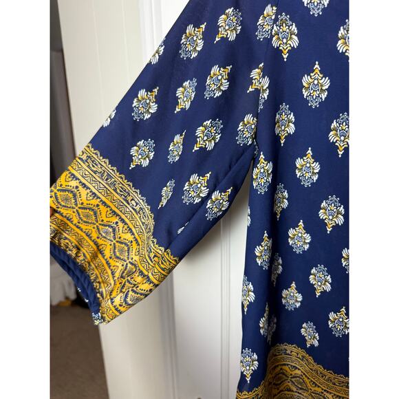 Renee C Block Print Flowy Blouse Women's Small Navy Blue Gold V-neck Top Shirt - Picture 3 of 5